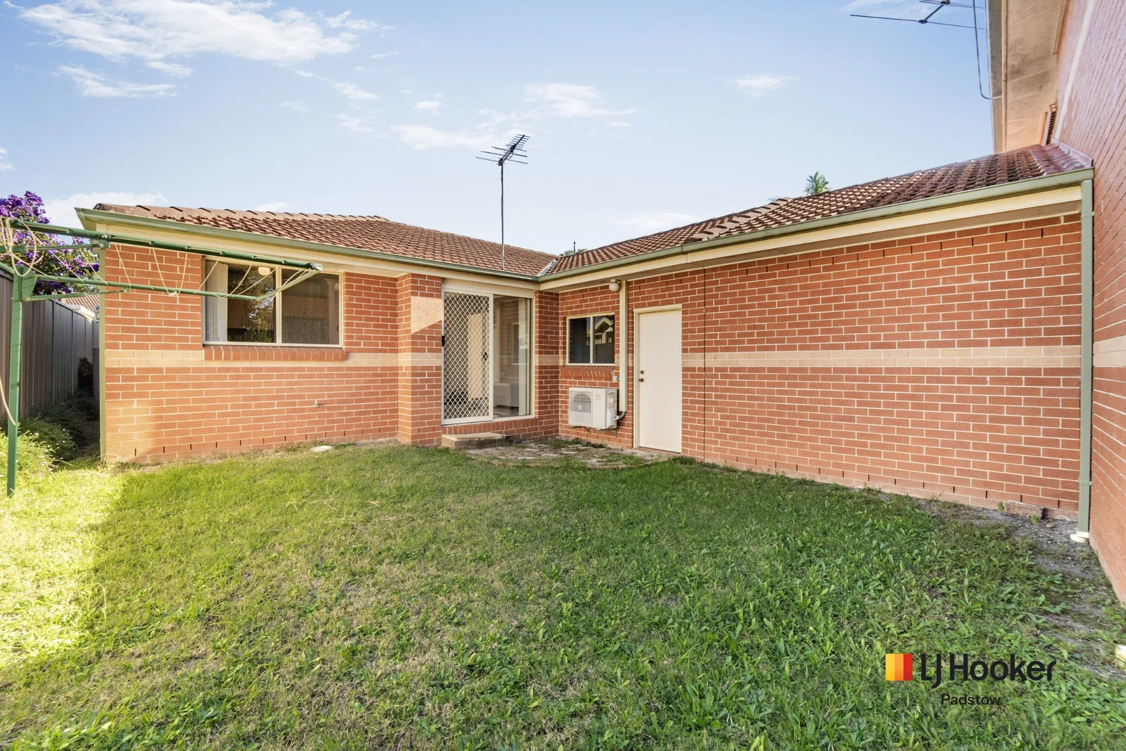 Additional image 6 of 2/55 Maclaurin Avenue, East Hills NSW 2213