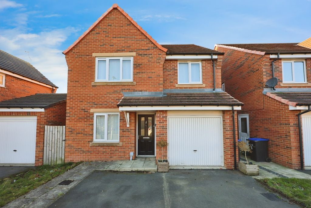 4 bed detached house for saleMaling Close, Bishop Auckland DL14