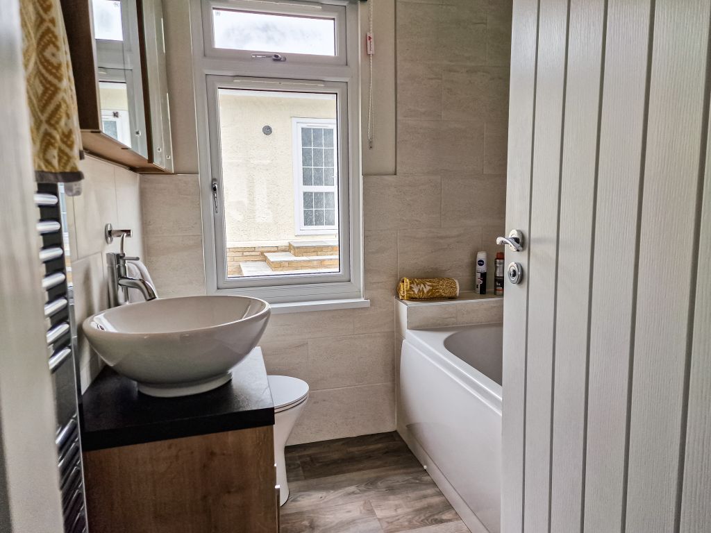 Additional image 14 of 2 bed mobile/park home for salePlot 7 East Court Steps, Saltmarshe Castle, Tedstone Warfe, Bromyard, Hereford, Herefordshire HR7