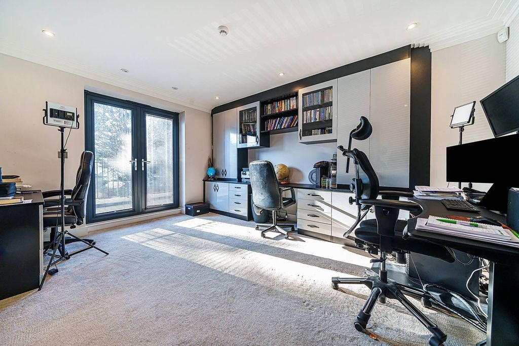 Additional image 23 of 5 bed detached house for saleWoodlands Road, Bromley BR1