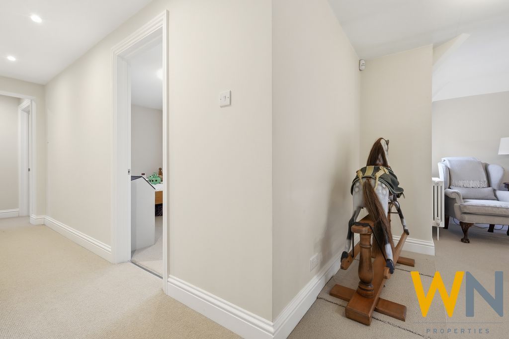 Additional image 18 of 4 bed detached house for saleRoundwood Avenue, Hutton Mount, Brentwood CM13