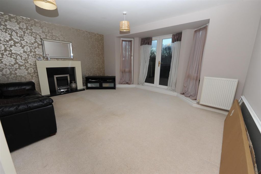 Additional image 6 of 2 bed flat for saleJavelin Close, Idle, Bradford BD10