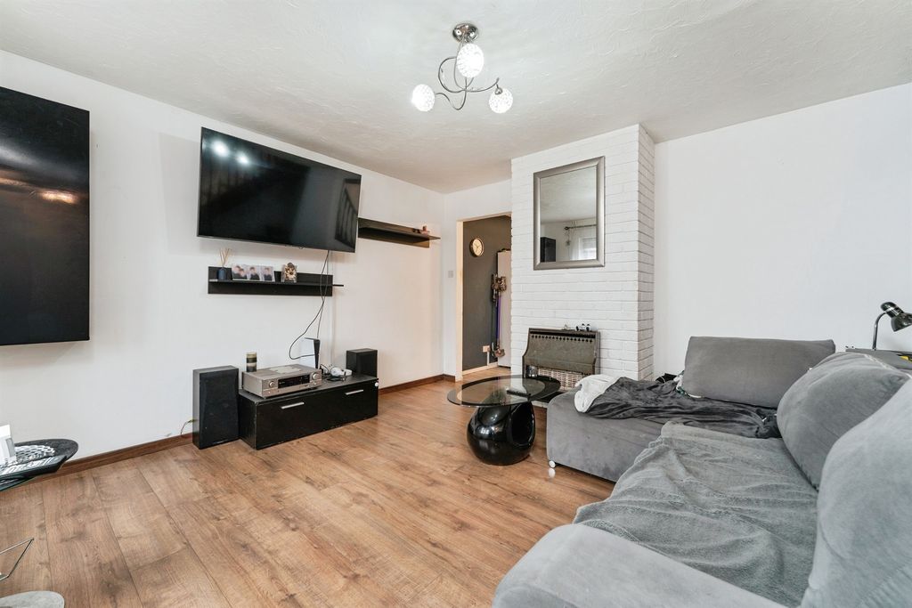 Additional image 9 of 3 bed semi-detached house for saleWillow Close, Brandon IP27