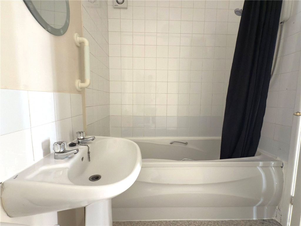Additional image 10 of 2 bed flat for salePicton Terrace, Narberth, Pembrokeshire SA67