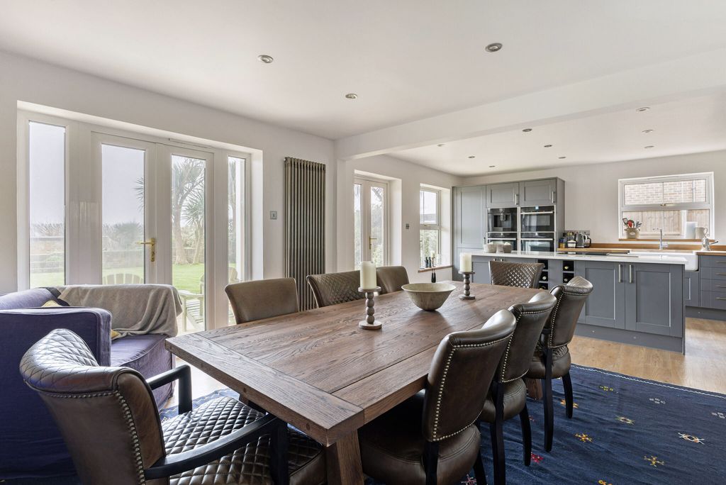 Additional image 5 of 4 bed detached house for saleMarquis Way, Aldwick PO21