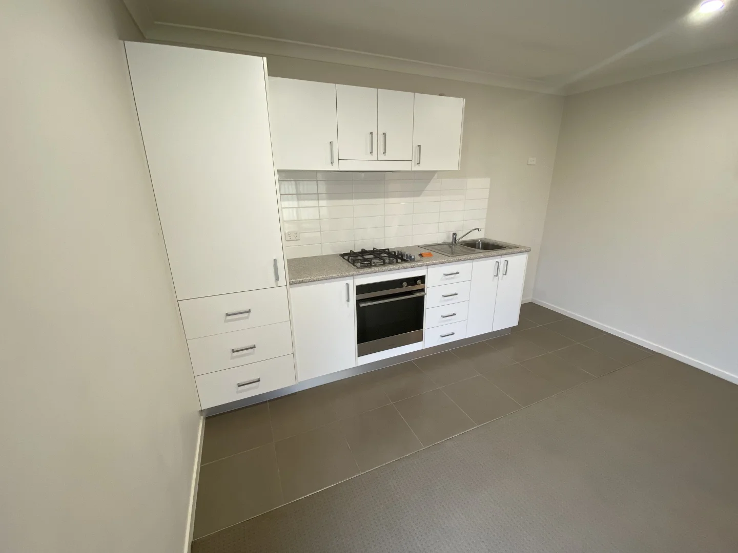 59b Royce Crescent, Lavington NSW 2641 photo 2