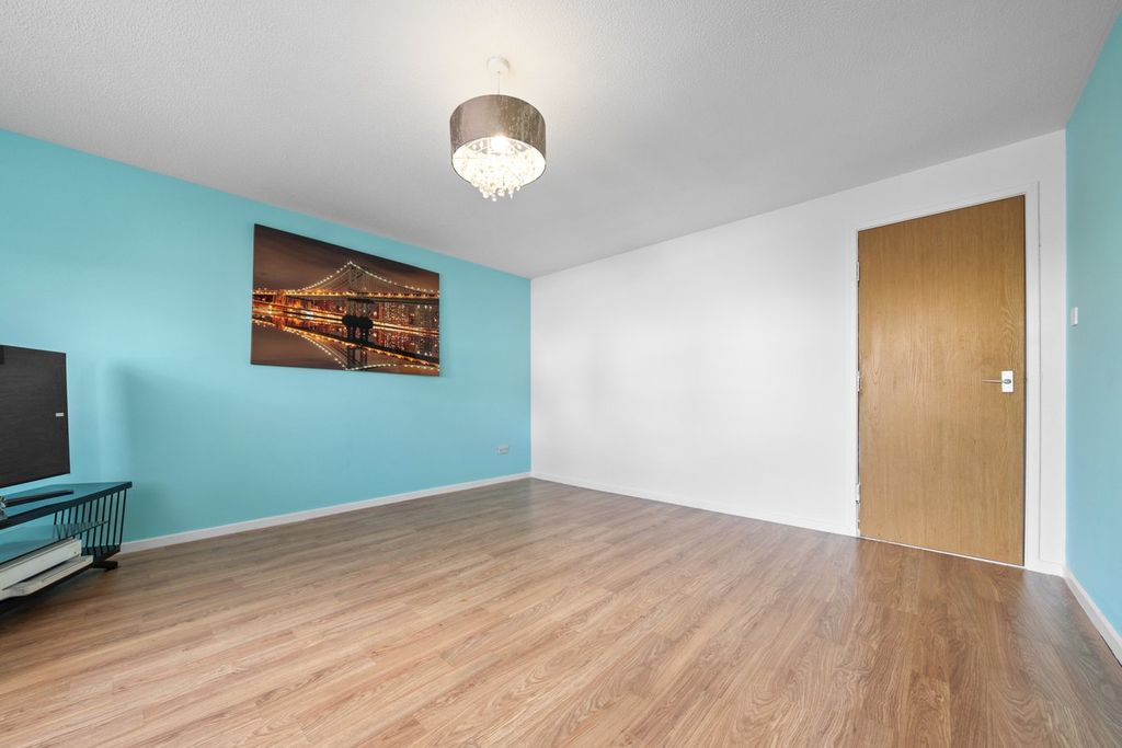Additional image 6 of 2 bed flat for saleLadysgate Court, Carronshore, Falkirk FK2