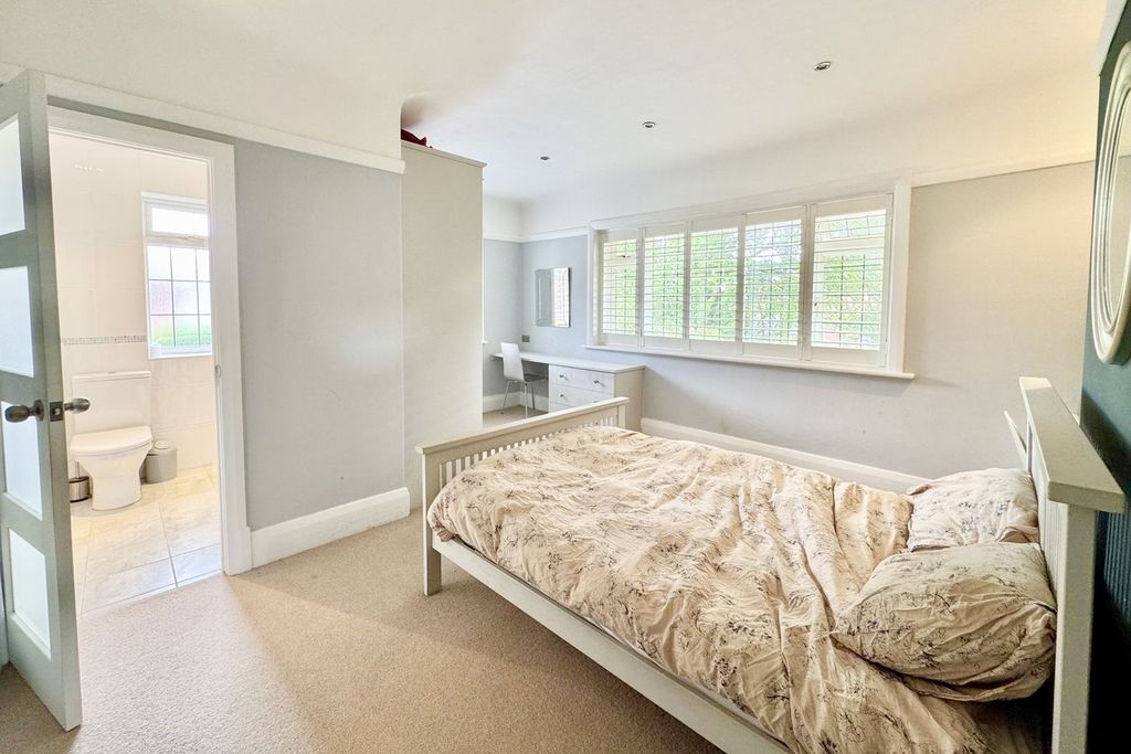 Additional image 20 of 6 bed detached house for saleGlenferness Avenue, Talbot Woods, Bournemouth BH3