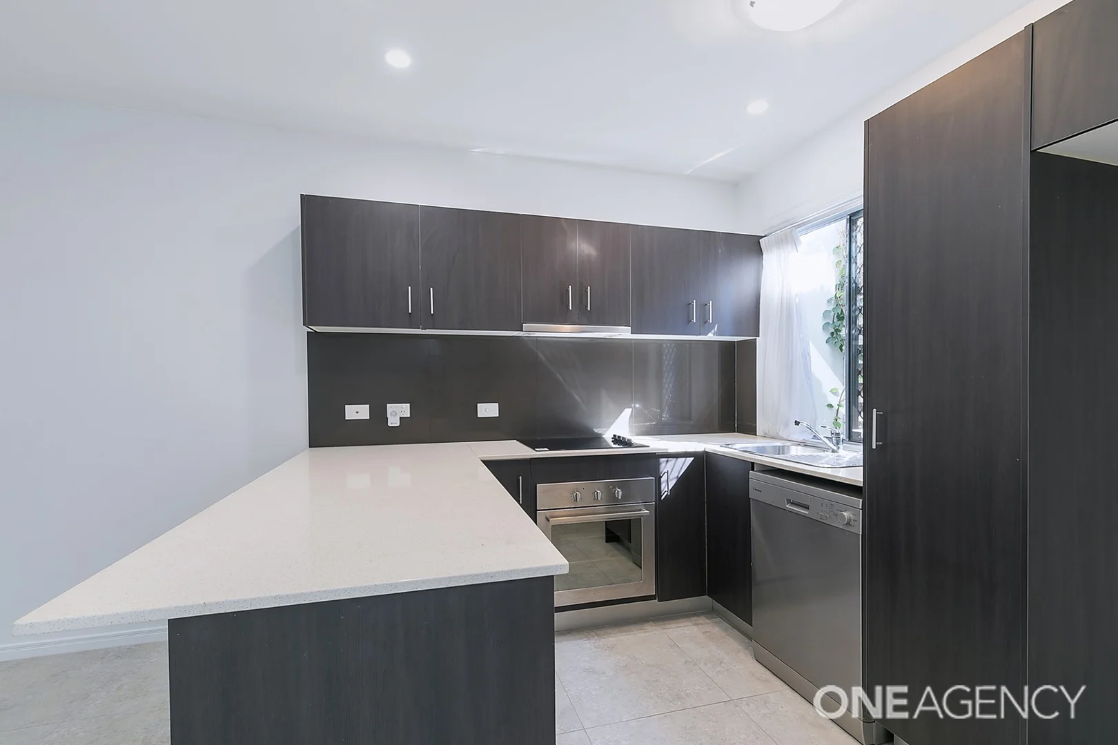 Additional image 3 of 5/13-17 Caroline Street, Woody Point QLD 4019