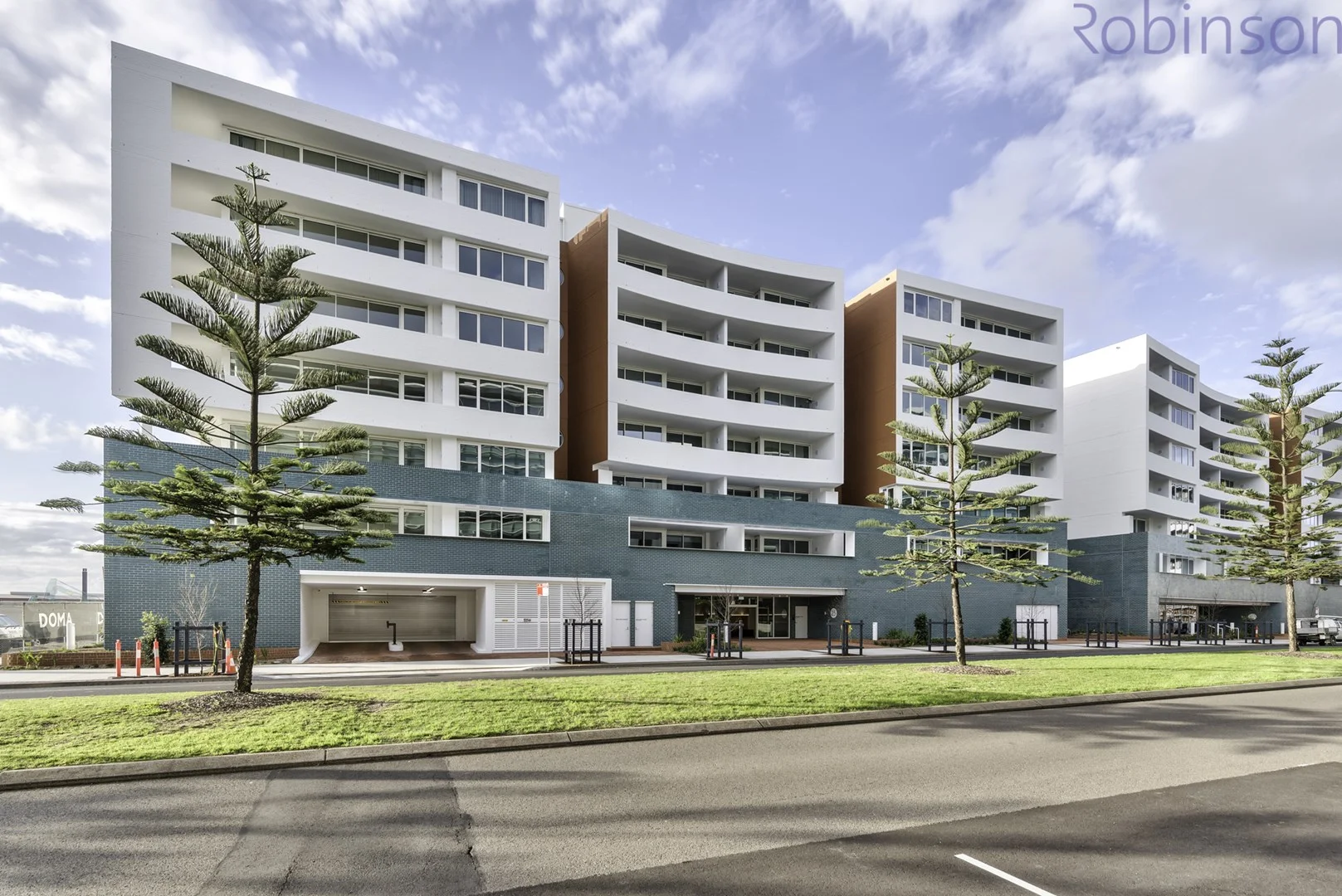 Level 2, 208/25 Honeysuckle Drive, Newcastle NSW 2300