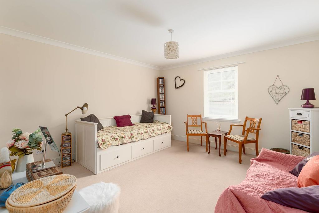 Additional image 12 of 2 bed flat for sale5 Provost Kirkpatrick Court, Peebles EH45