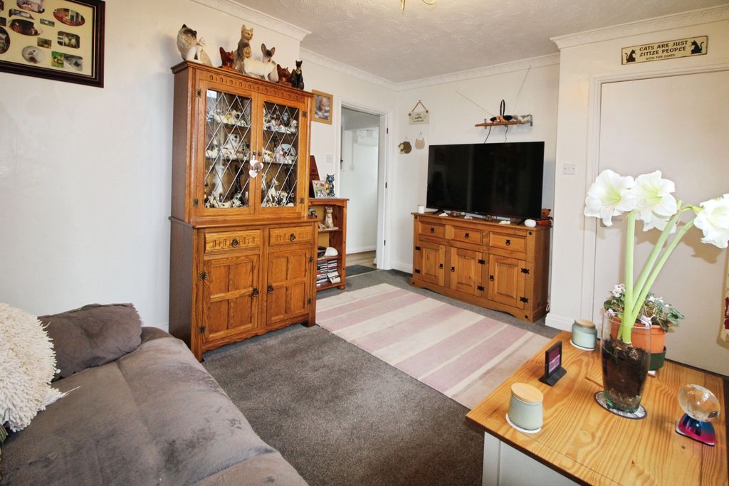 Additional image 4 of 3 bed semi-detached house for saleBirch Avenue, Brigg DN20
