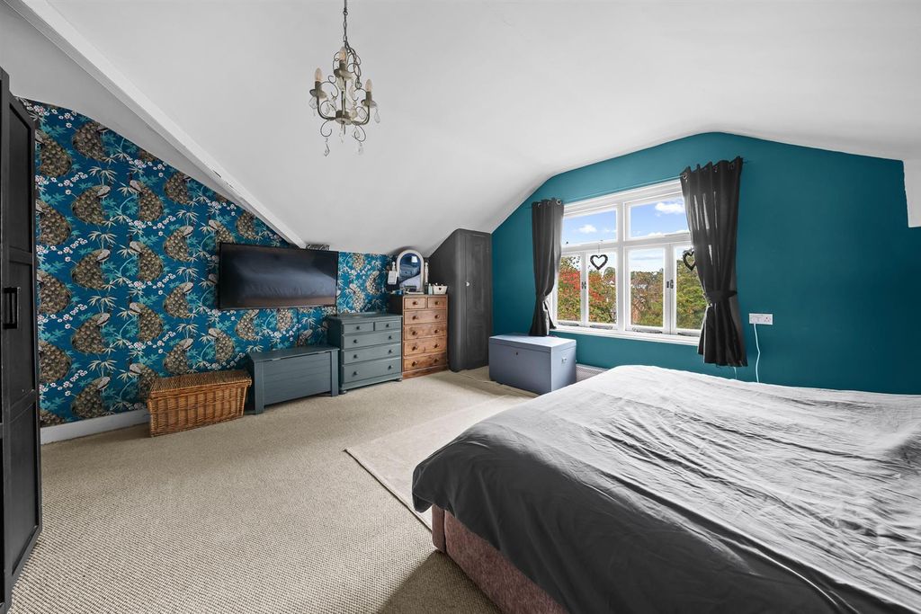 Additional image 8 of 3 bed flat for saleShortlands Road, Shortlands BR2