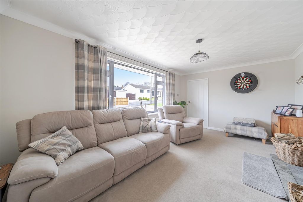 Additional image 14 of 3 bed detached bungalow for saleJames Close, Blandford Forum DT11