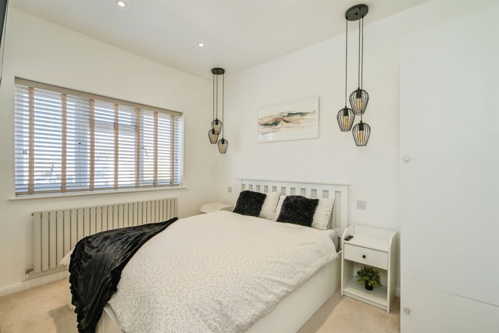 Additional image 10 of 2 bed flat for saleElmer Road, Bognor Regis PO22