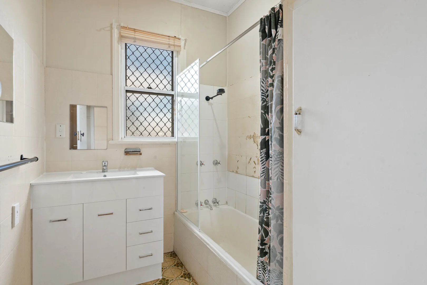 Additional image 5 of 37 Gladstone Street, Newtown QLD 4350