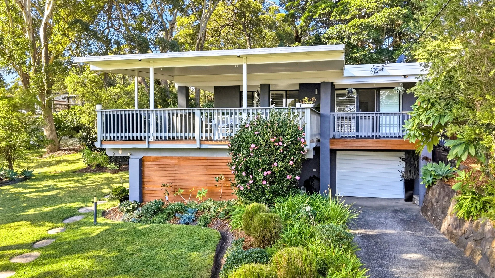 16 Rickard Street, Bateau Bay NSW 2261