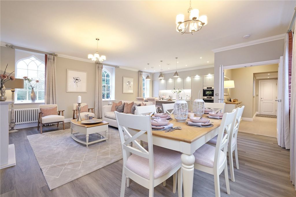Additional image 5 of 2 bed flat for saleHall Garden, Binfield, Bracknell RG42
