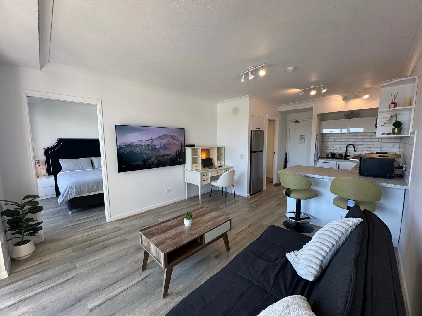 Additional image 10 of 213/1 Paradise Island, Surfers Paradise QLD 4217