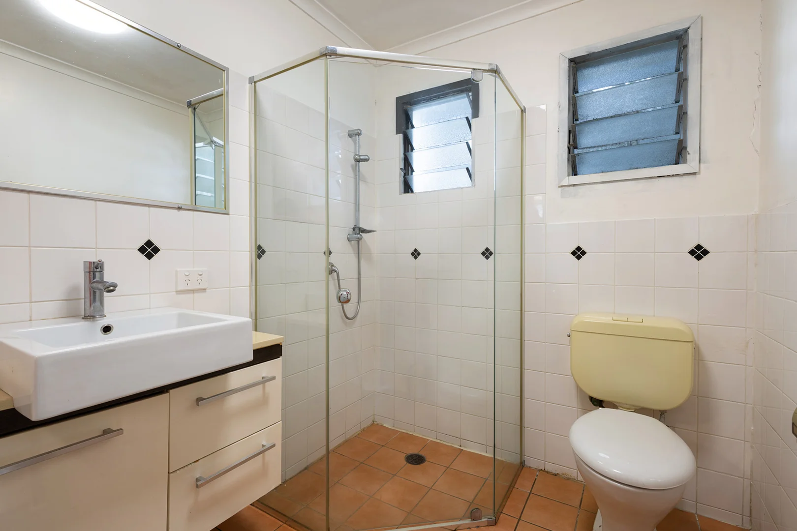 Additional image 11 of 4/151 Frank Street, Labrador QLD 4215