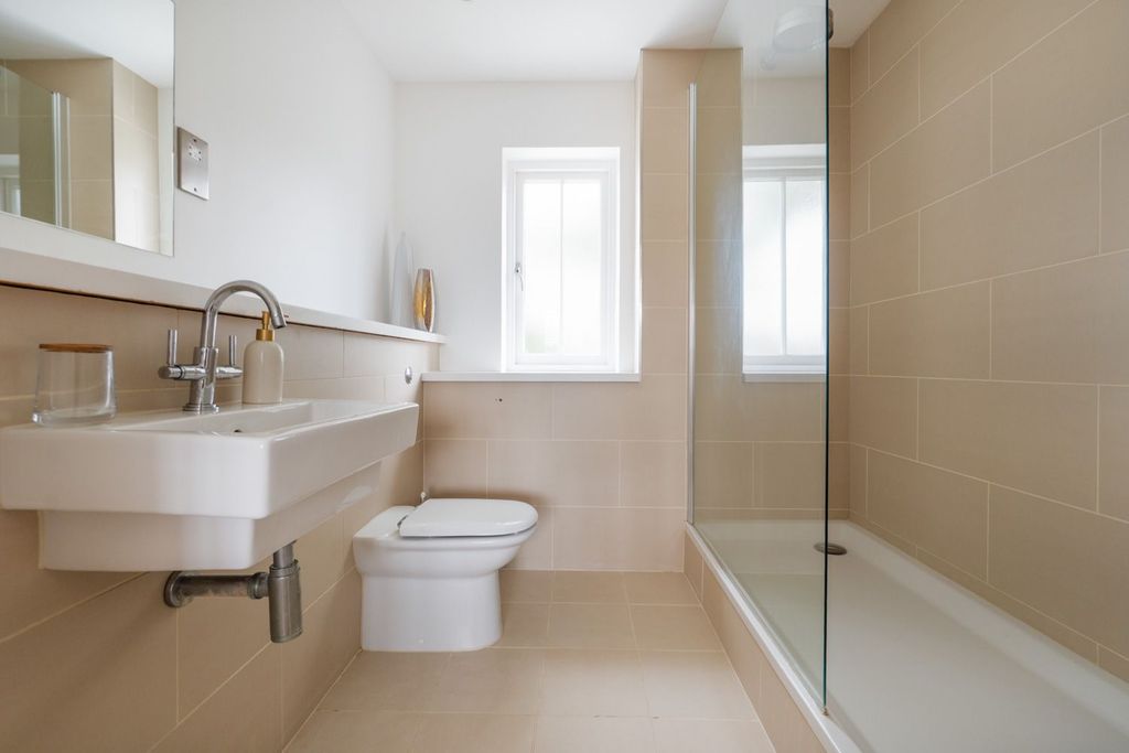 Additional image 21 of 5 bed detached house for saleElmwood Close, Broadstairs CT10