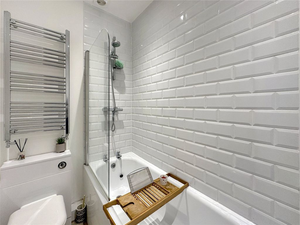 Additional image 12 of 2 bed flat for saleOakfield Street, Blandford Forum, Dorset DT11