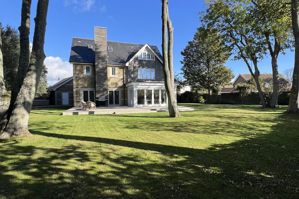 Additional image 38 of 5 bed detached house for saleElmwood Close, Broadstairs CT10