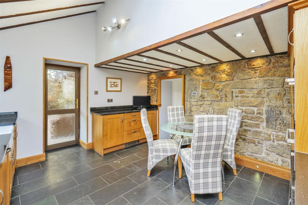 Additional image 10 of 5 bed end terrace house for saleKilbagie Street, Kincardine FK10