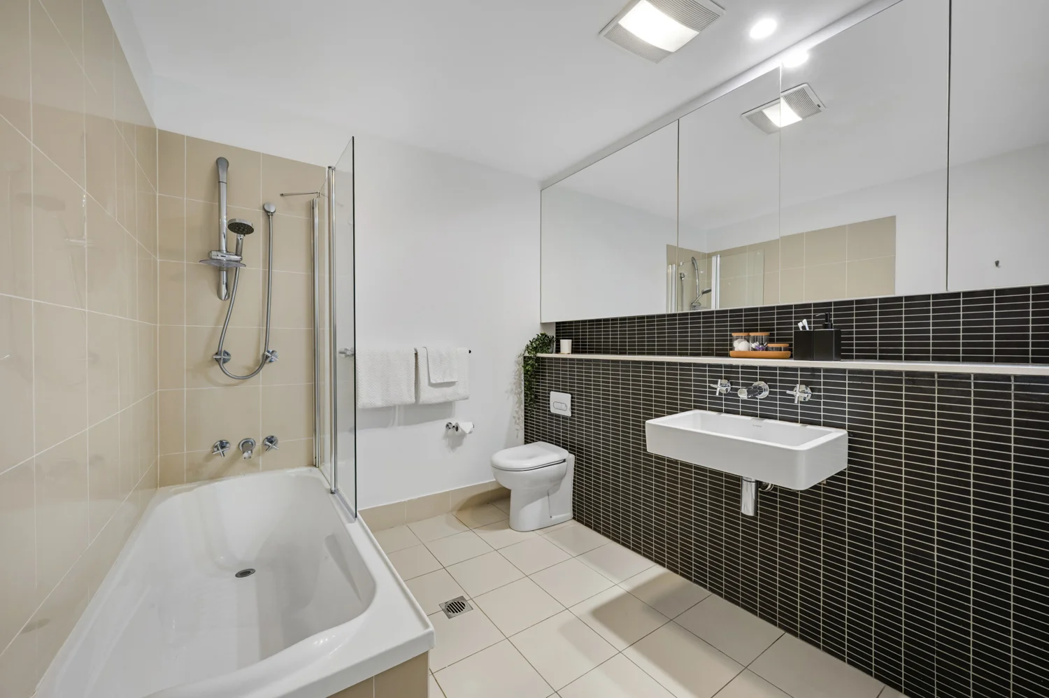 Additional image 19 of 135/54 Printers Way, Kingston ACT 2604