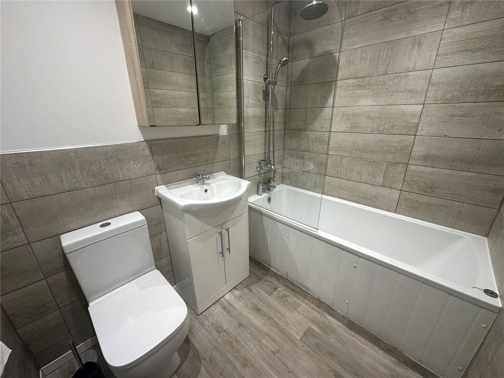 Additional image 5 of 2 bed flat for saleRed Street, Carmarthen, Carmarthenshire SA31