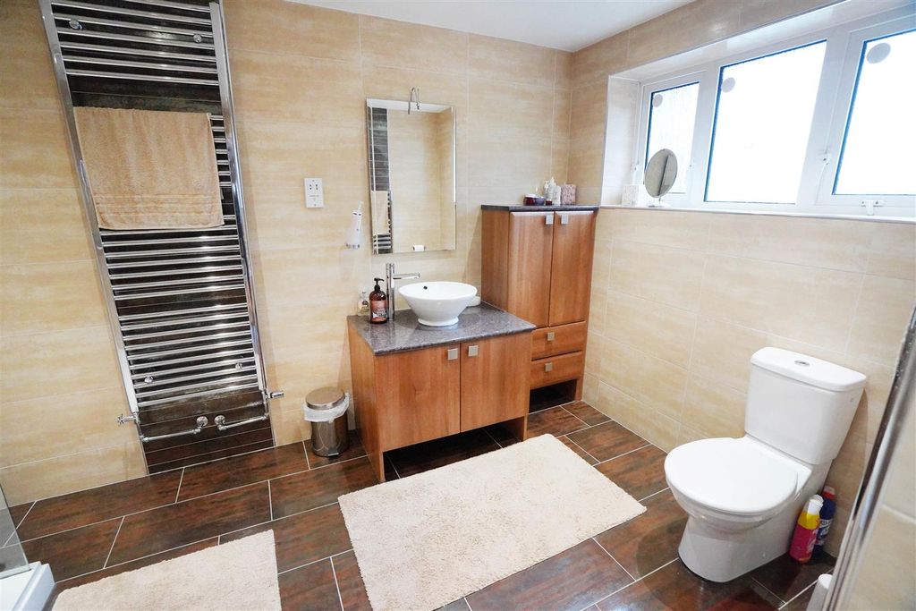 Additional image 29 of 5 bed detached house for saleFoxholes Road, Horwich, Bolton BL6