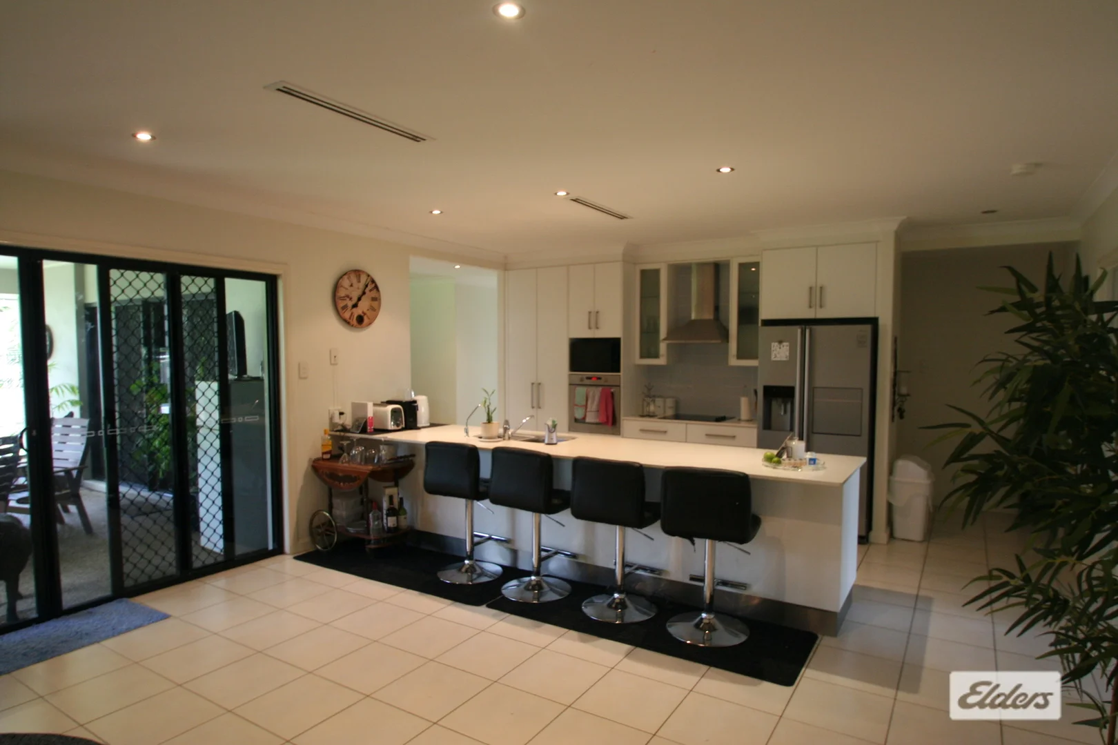 Additional image 2 of 11 Saville Street, Emerald QLD 4720