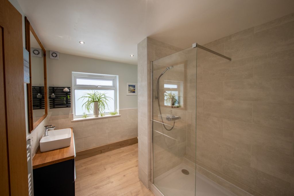 Additional image 11 of 6 bed detached house for saleJenks Orchard New Road Bromyard, Herefordshire HR7