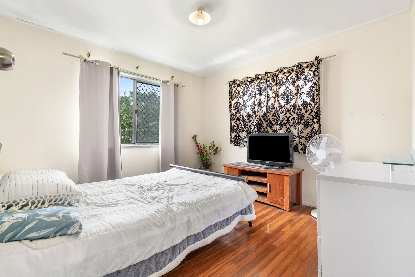 Additional image 5 of 119 Jacaranda Avenue, Logan Central QLD 4114