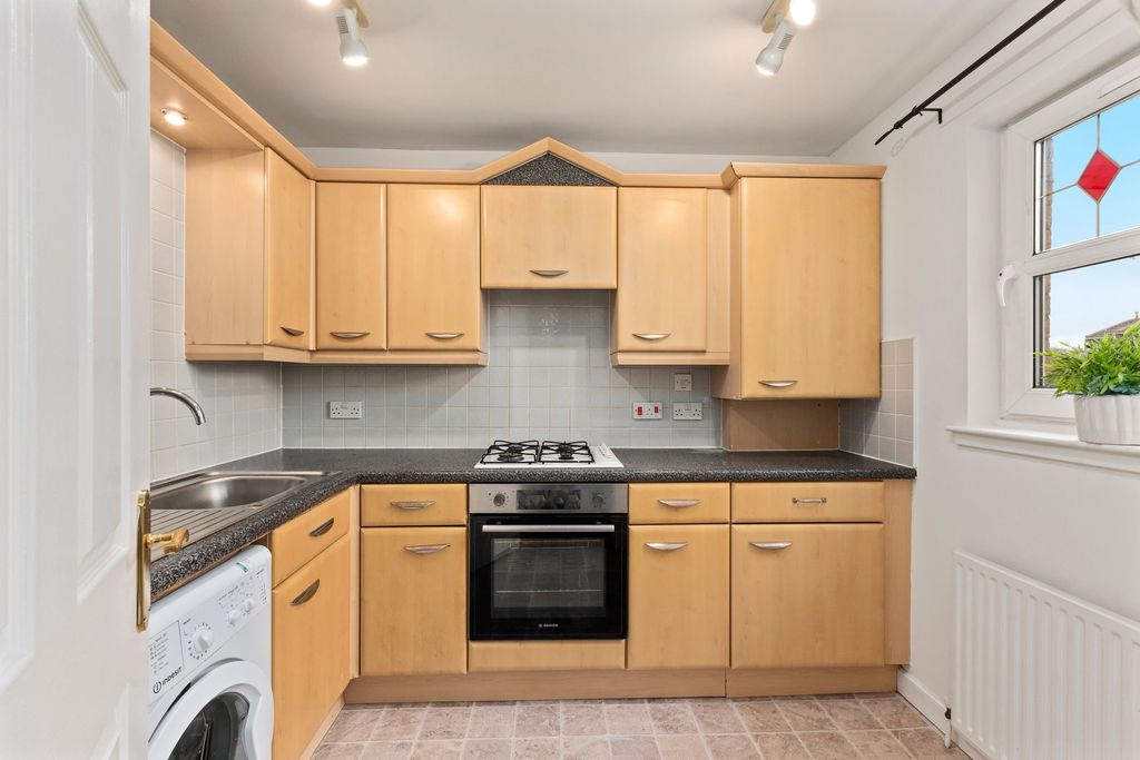 Additional image 4 of 2 bed flat for saleBurnvale Place, Livingston EH54
