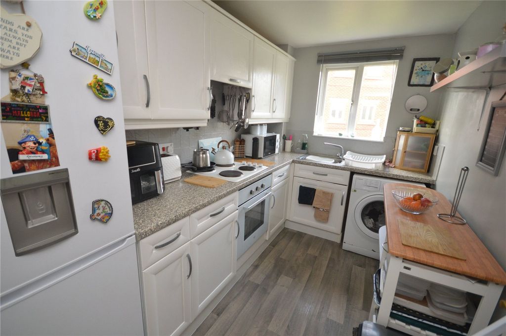 Additional image 2 of 2 bed flat for saleDuke Street, Bridgwater, Somerset TA6