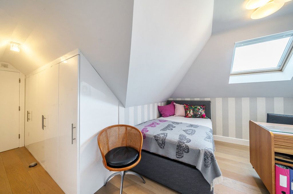 Additional image 9 of 2 bed flat for saleBeckenham Grove, Beckenham, Kent BR2