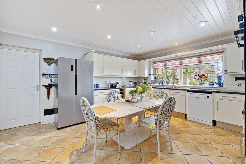 Additional image 6 of 4 bed detached house for saleArun Way, Aldwick Bay Estate, Aldwick, West Sussex PO21