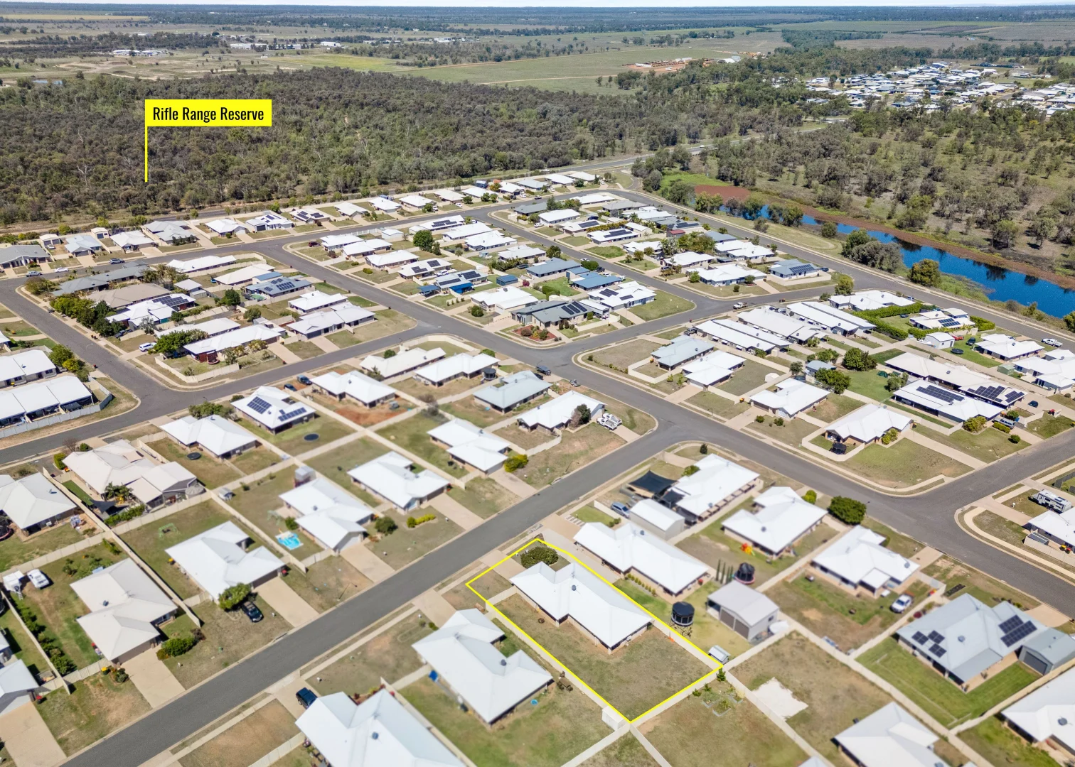 Additional image 15 of 10 Windermere Street, Emerald QLD 4720