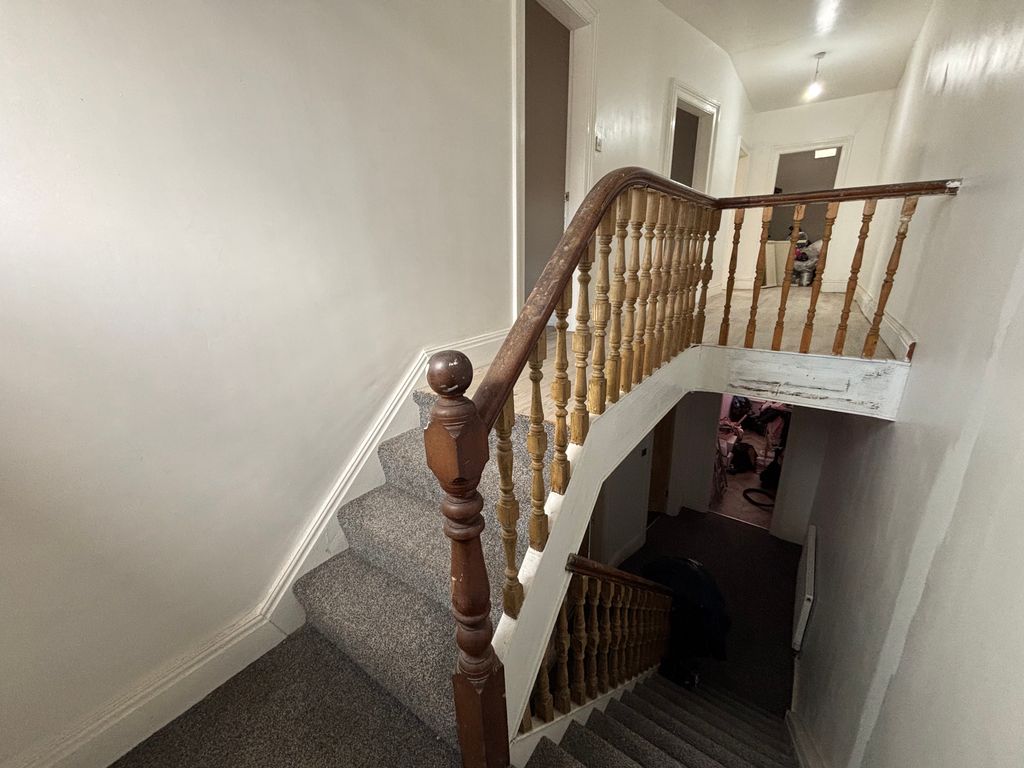 Additional image 23 of 7 bed semi-detached house for saleOxford Avenue, Bootle L20