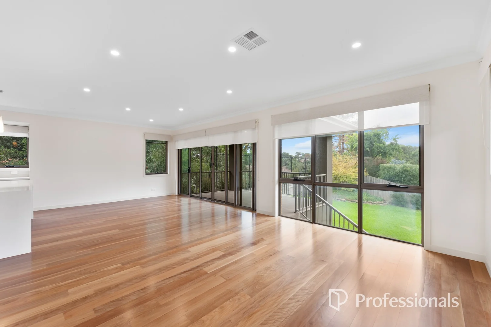 6A Mcleod Place, Mount Waverley VIC 3149 photo 3