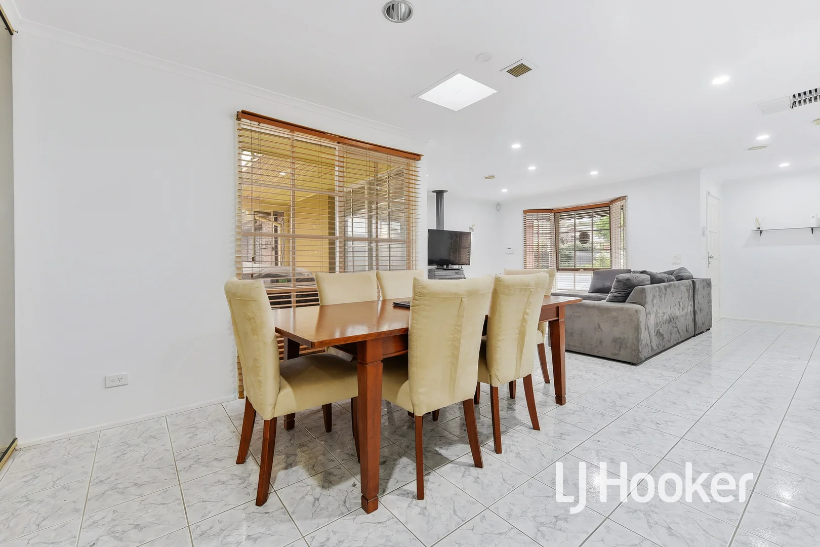 Additional image 5 of 58 Lesdon Avenue, Cranbourne VIC 3977