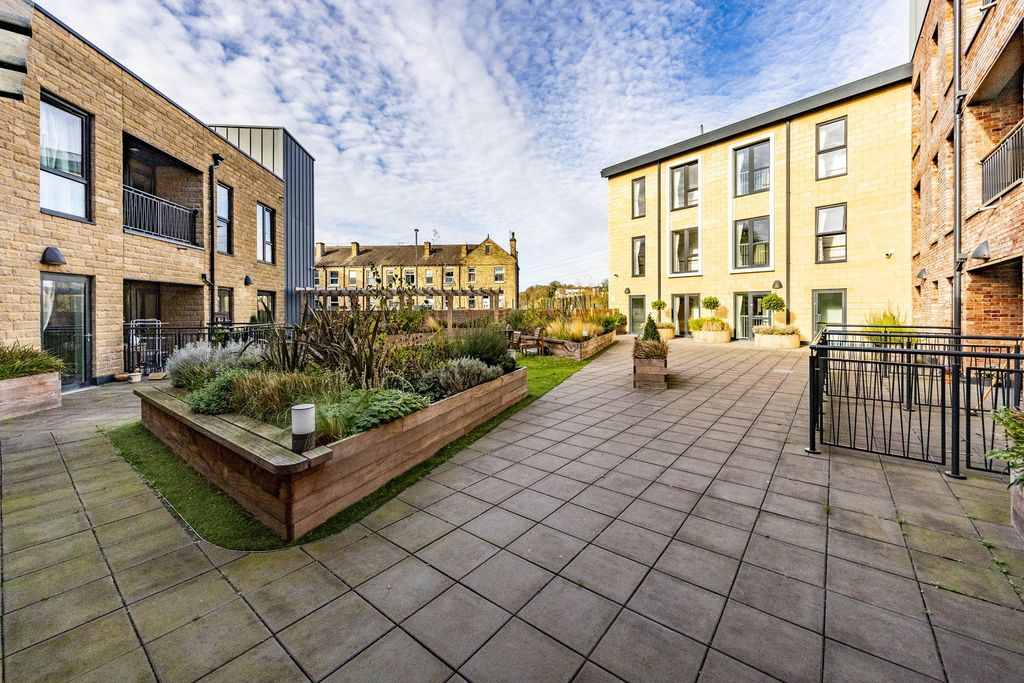Additional image 19 of 1 bed flat for saleRailway Bridge View, Brighouse HD6