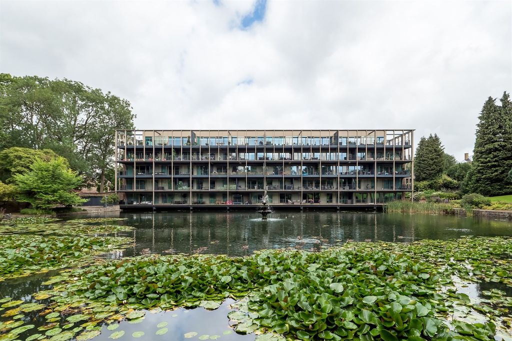 2 bed flat for saleWater Garden, Alderley Park, Nether Alderley SK10