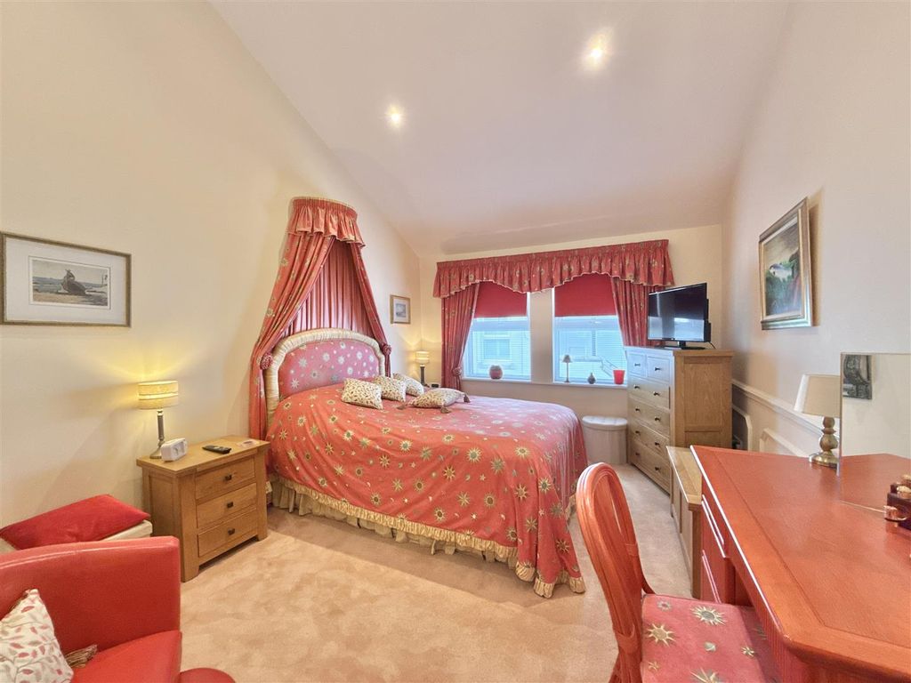 Additional image 6 of 2 bed flat for saleBerry Head Road, Brixham TQ5