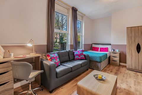 Vinery Road, Leeds LS4