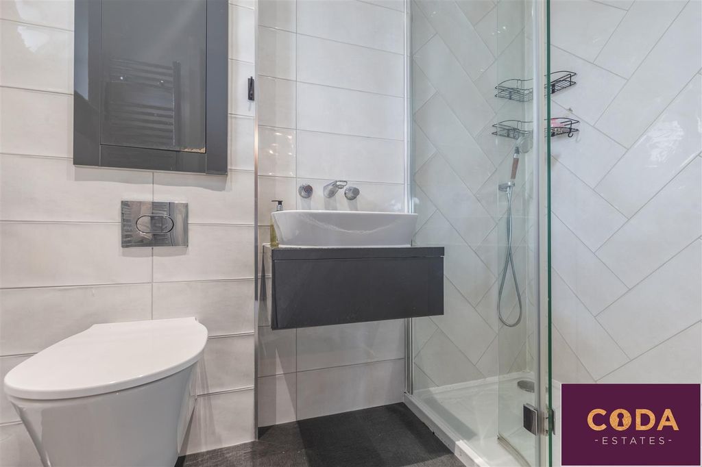 Additional image 40 of 5 bed detached house for saleNairn Drive, Bishopton PA7