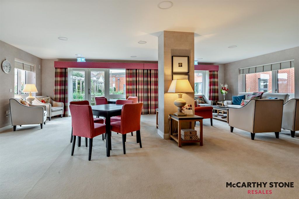 Additional image 13 of 2 bed flat for saleBlake Court, Northgate, Bridgwater TA6