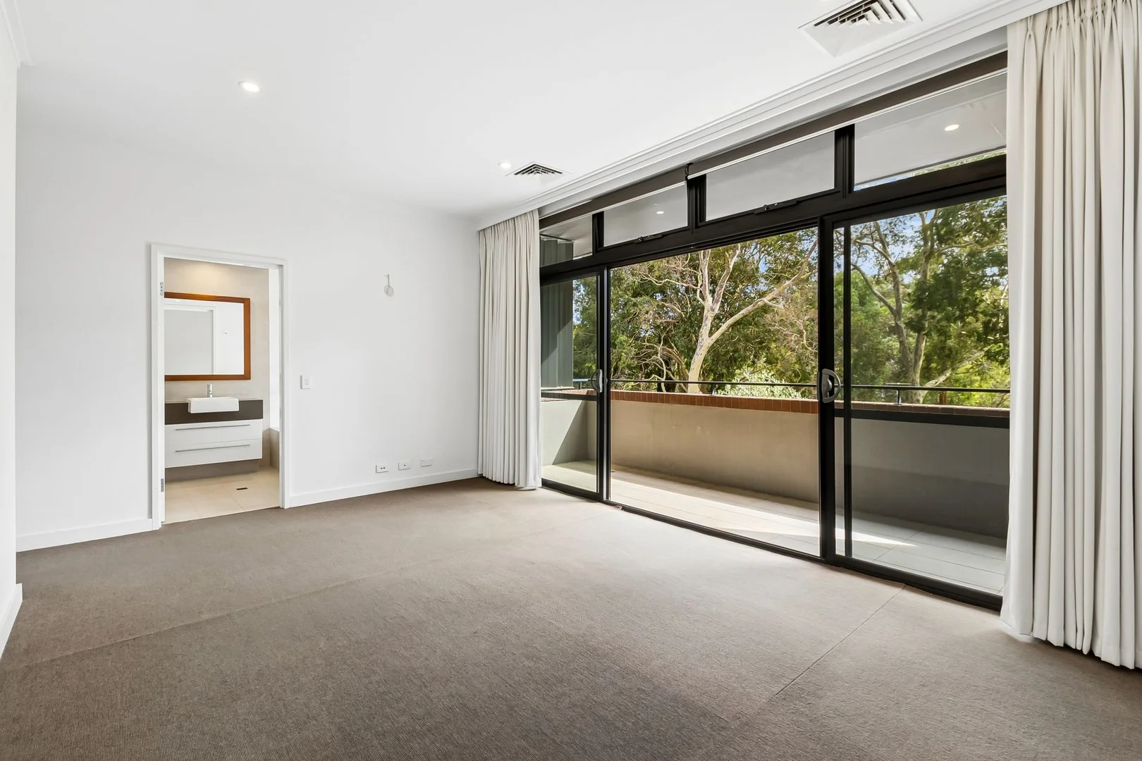Additional image 6 of 8 Lupin Hill Grove, Nedlands WA 6009