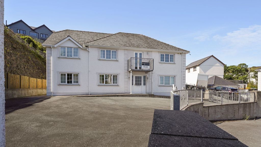 Additional image 5 of 5 bed detached house for salePell Orwel, Towyn Road, New Quay SA45